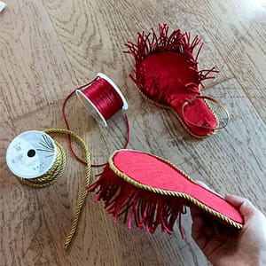 Narcisist shoulder pads